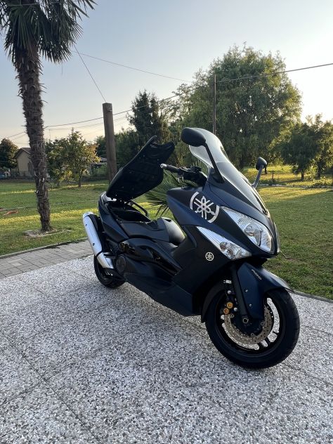 Yamaha Tmax