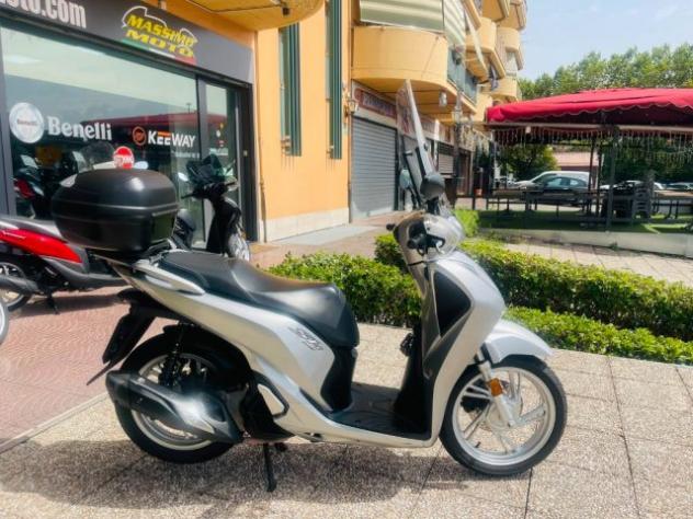 HONDA SH 150 TUTTO INCLUSO ANCHE PASSAGGIO! MINI RATE rif. 24000251