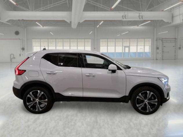 Volvo XC40 Recharge T4 129+82 CV Plug-in Hybrid Automatica Recharge Inscription Expression - Foto 5