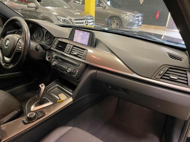 BMW 320 d Touring *AUTOMATICA/PELLE/XENO/PDC* rif. 24208719 - Foto 4