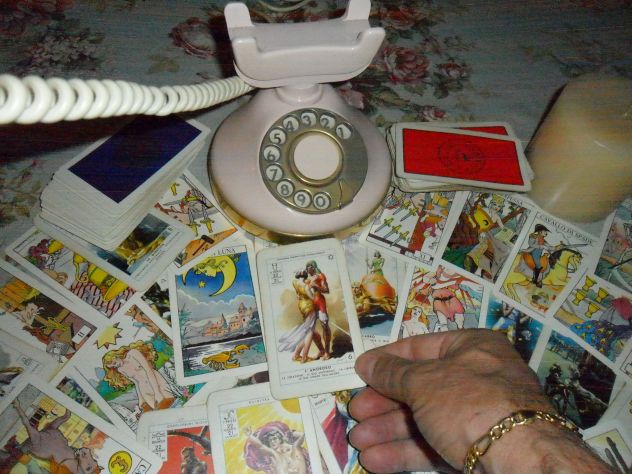 CARTOMANTE ESPERTO RISOLVE RELAZIONI COMPLICATE E UNISCE AMORI IMPOSSIBILI. - Foto 3