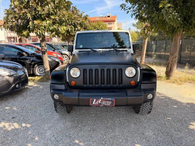 JEEP - Wrangler - Unlimited 2.8 CRD DPF Sahara AUTOMATICA - Foto 5
