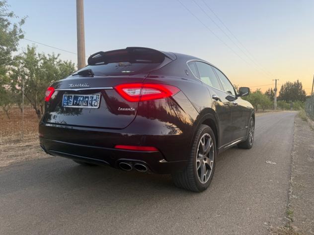 Maserati Levante 3.0D V6 AWD Gransport+HARMAN/FRAU2019 - Foto 2