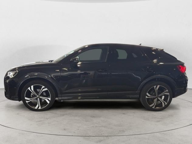 Audi Q3 Sportback Q3 Sportback 35 TDI S tronic Identity Black - Foto 3