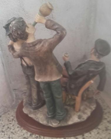 Capodimonte tre uomini in osteria - Foto 3