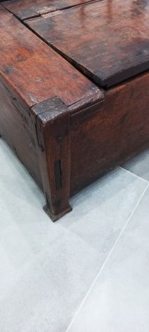 antica cassapanca in legno - Foto 8