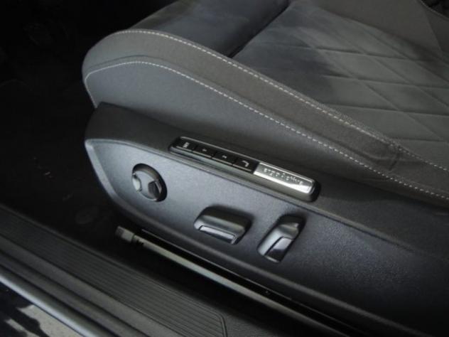 VOLKSWAGEN Golf 1.5 TSI Style rif. 24051961 - Foto 8
