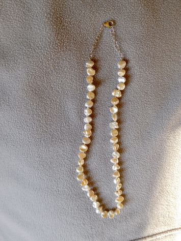 Collana perle Keshi naturali, chiusura e catenella in argento 925.Nuova!