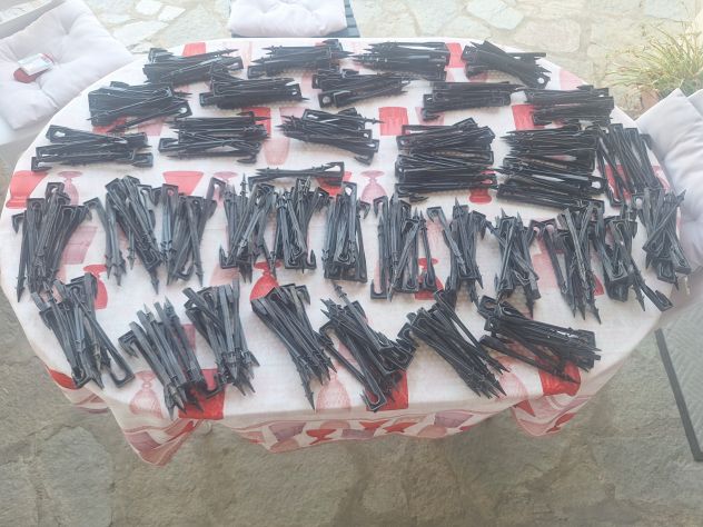 N° 354 PICCHETTI DI SOSTEGNO D16 IRRITECH ALA TUBO GOCCIOLANTE IRRIGAZIONE - Foto 2
