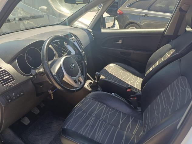 Kia Venga 1.4 CRDi 90 CV S&S High Tech - Foto 7