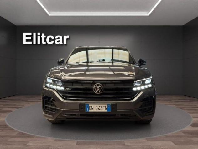 VOLKSWAGEN Touareg 3.0 V6 TDI SCR Elegance R-LINE rif. 24010287 - Foto 2
