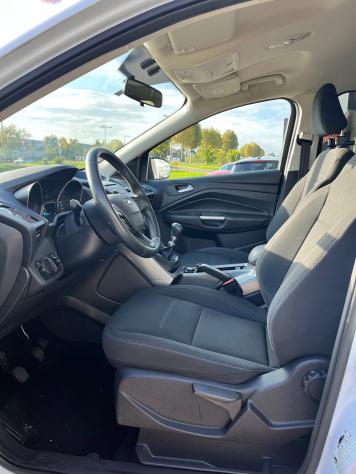 Ford Kuga 1.5 122CV - Foto 8