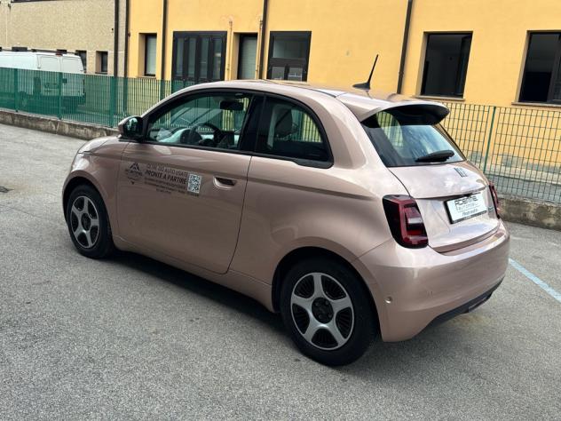FIAT 500 500e 3+1 42 kWh Passion - Foto 6