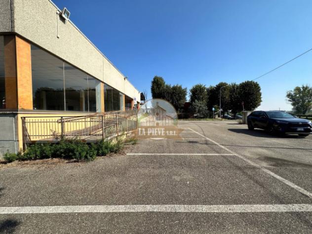 Immobile di 1600 m² con 3 locali in affitto a Tortona - Foto 4