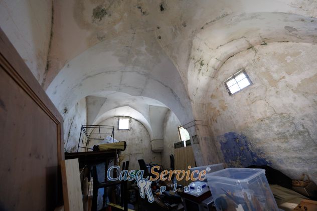 Porzione di palazzo d’epoca con volte a stella - Foto 9