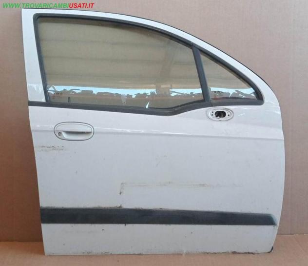 PORTA ANT.D. BIANCA C/ALZ.E SERR. 999-U65614 Carrozzeria  Lamierati esterni  Porte  Porta ant. dx. CHEVROLET - MATIZ - 2005  2010