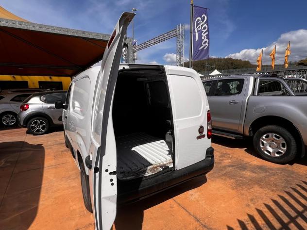 FIAT Doblò 1.5 BlueHdi 100CV PC-TN Van - Foto 4
