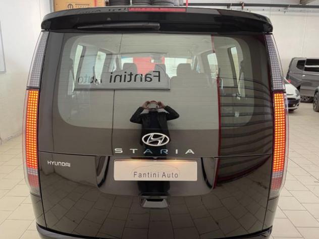 HYUNDAI Staria Wagon 2.2 CRDi 177cv 2wd c.auto-LEGGI SOTTO rif. 23509462 - Foto 5