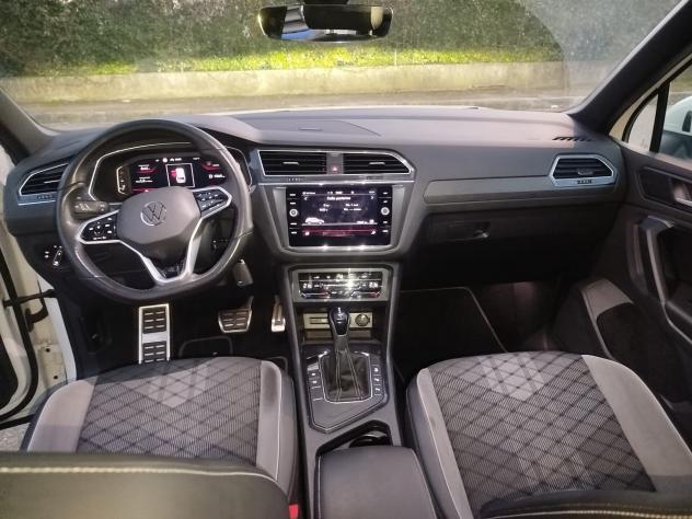 VW Tiguan 2.0 TDI 150 CV DSG R LINE - Foto 7