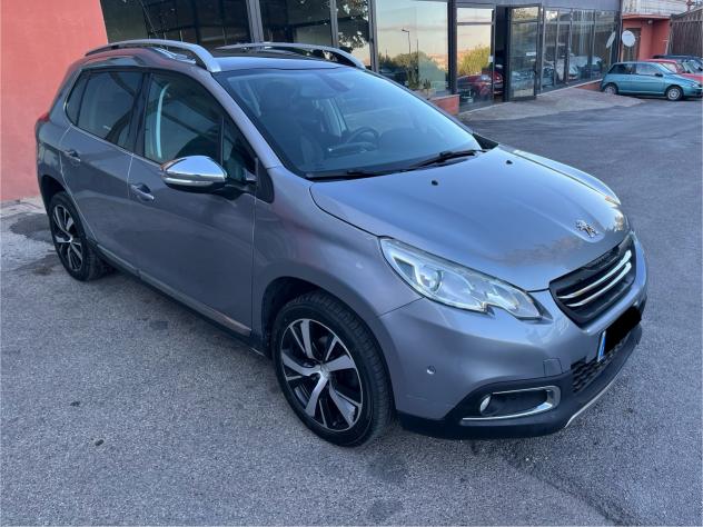 Peugeot 2008 BlueHDi 100 Allure-km192000- - Foto 3