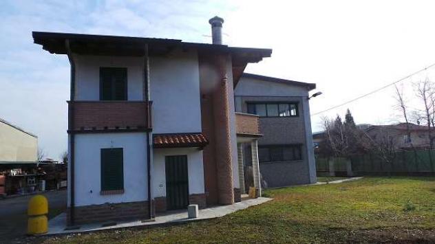 94 - Capannone artigianale con abitazione indipendente