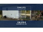 Immobile in asta di 340 m² con più di 5 locali e box auto in vendita a Forlì