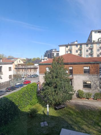 Stanza luminosa a Città studi per una ragazza - Foto 3