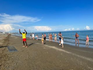 RICERCHIAMO ANIMATORI PER FITNESS E BALLI DI GRUPPO