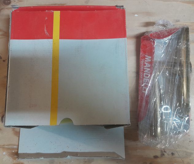 Maniglia Cremonese per finestra Mod: Totem Oro Satinato, Marca Mandelli Nuova - Foto 6