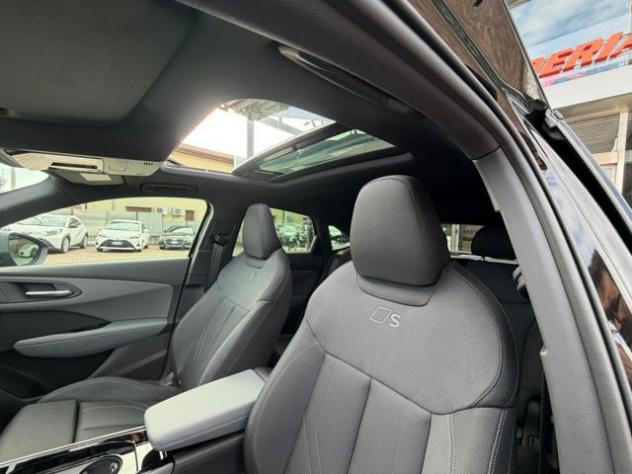 AUDI Q3 SPB TDI 142 kW quattro S tronic S Line rif. 24149618 - Foto 9