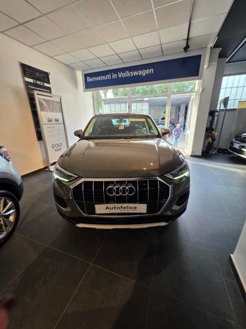 AUDI Q3 2ª serie Q3 35 TDI S tronic Identity Black - Foto 9