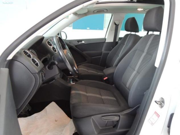 VOLKSWAGEN Tiguan 2.0 TDI 4MOTION DSG FULL OPTIONAL 140CV rif. 24123260 - Foto 7