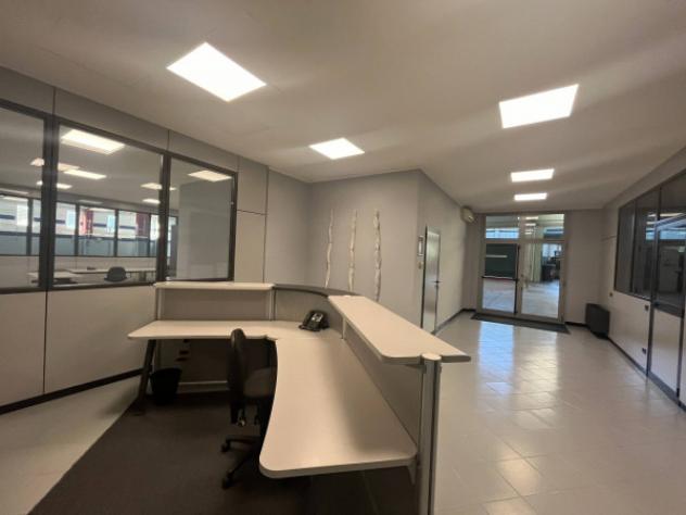Immobile di 2000 m² con 1 locale in affitto a Lumezzane - Foto 7