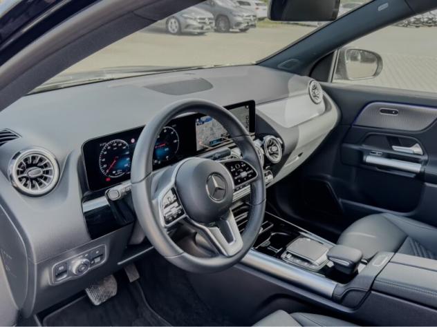 MERCEDES EQA (H243) EQA 300 4Matic Progressive Advanced Plus - Foto 8