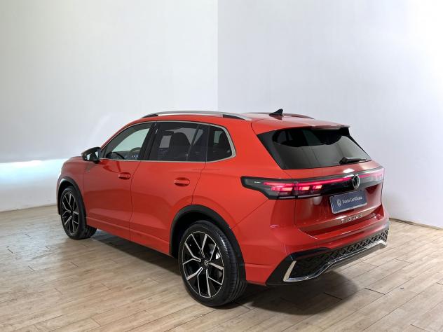 Volkswagen Tiguan Tiguan 1.5 etsi R-Line 150cv dsg - Foto 6