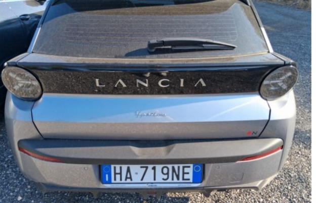 LANCIA Ypsilon 1.2 Hybrid 100CV e-DCT rif. 24130854 - Foto 5