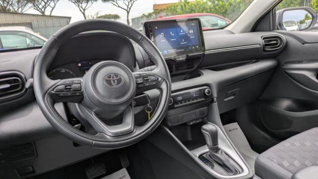 TOYOTA Yaris HYBRID 1.5cc 92cv rif. 23900108 - Foto 5