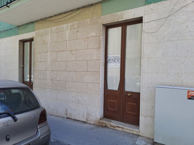 Luminoso appartamento al piano terra con esclusivo spazio esterno.Rif256