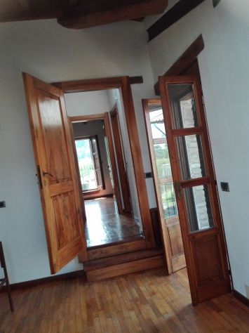 Casa semindipendente con area esterna - Foto 9