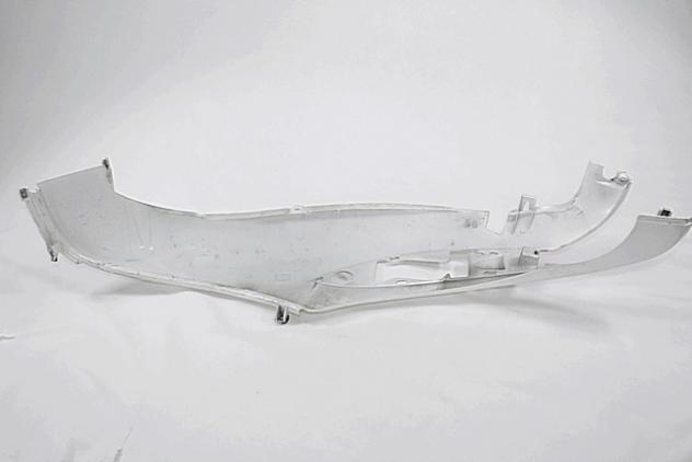 CARENA POSTERIORE DESTRA PIAGGIO BEVERLY TOURER 300 2009 - 2011 CM02460200BT RIGHT REAR FAIRING ATTACCHI DANNEGGIATI CON LEGGERI GRAFFI - Foto 3
