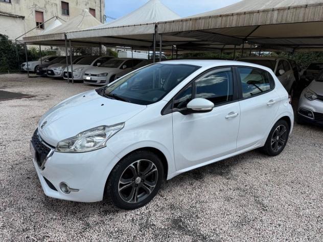 Peugeot 208 1.4 HDi 68 CV 5 porte Allure - Foto 4