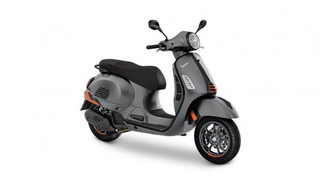 Vespa AMG GT VESPA GTS SUPERSPORT 125 HPE E5+ GRIGIO