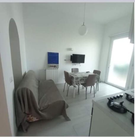 Bilocale ristrutturato mesi estivi - Foto 4