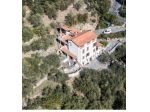 Collina di Camaiore
Villa singola di mq 300 
Vista mare