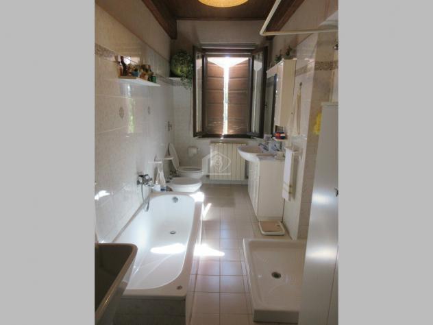 Luzzara vendesi rustico 10 vani 450 Mq - Foto 8