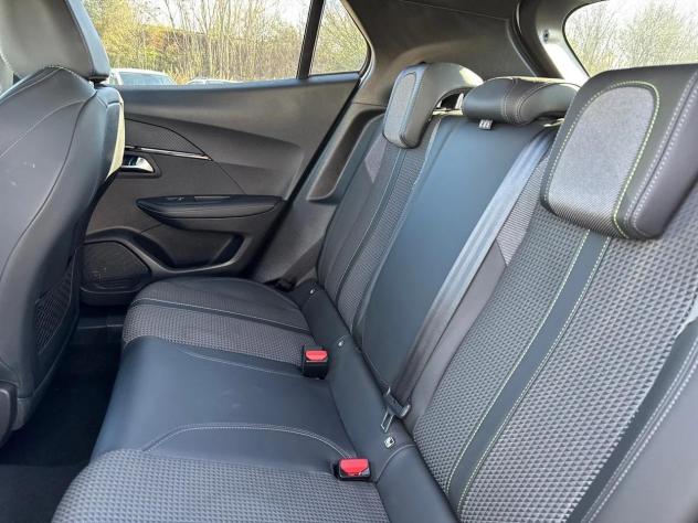 Peugeot 2008 PureTech 130 EAT8 GT S&S aut. - Foto 8