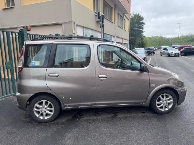 Toyota Yaris Verso 1.3 84cv UNIPRO - Foto 4