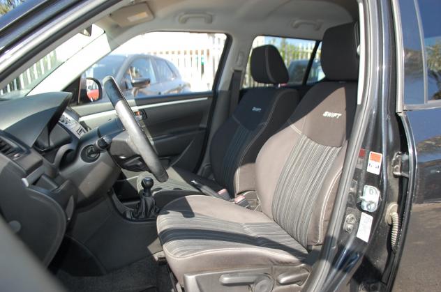 Suzuki Swift 1.3 ddis 75CV B-Top Uff Italy Led Navi USB - Foto 9