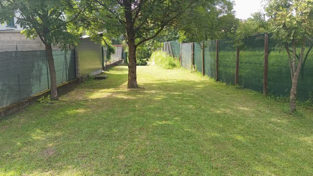 Bregano - villa gemellare con giardino - Foto 2