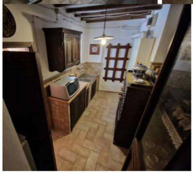 Immobile in asta di 309 m² con più di 5 locali e box auto in vendita a Gualdo Tadino - Foto 7